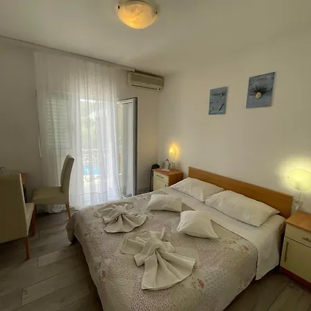 Pool View Bedroom 6 아파트